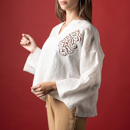 Pull en laine brodé blanc