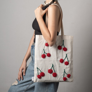 Tote bag