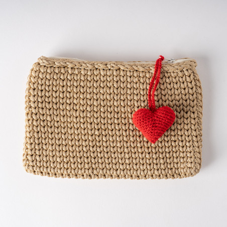 Pochette beige en crochet