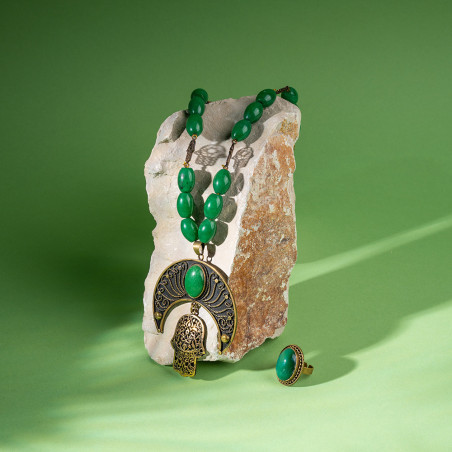 Ensemble de collier et bague Jade